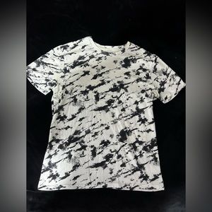 medium black and white mens t-shirt